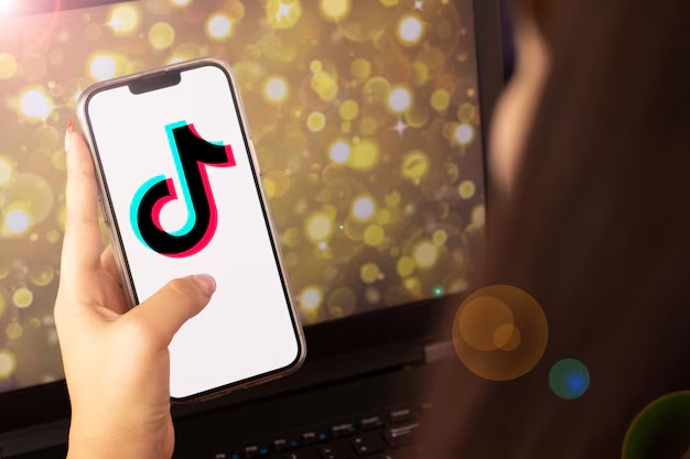 TikTok Recharge vs Competitors